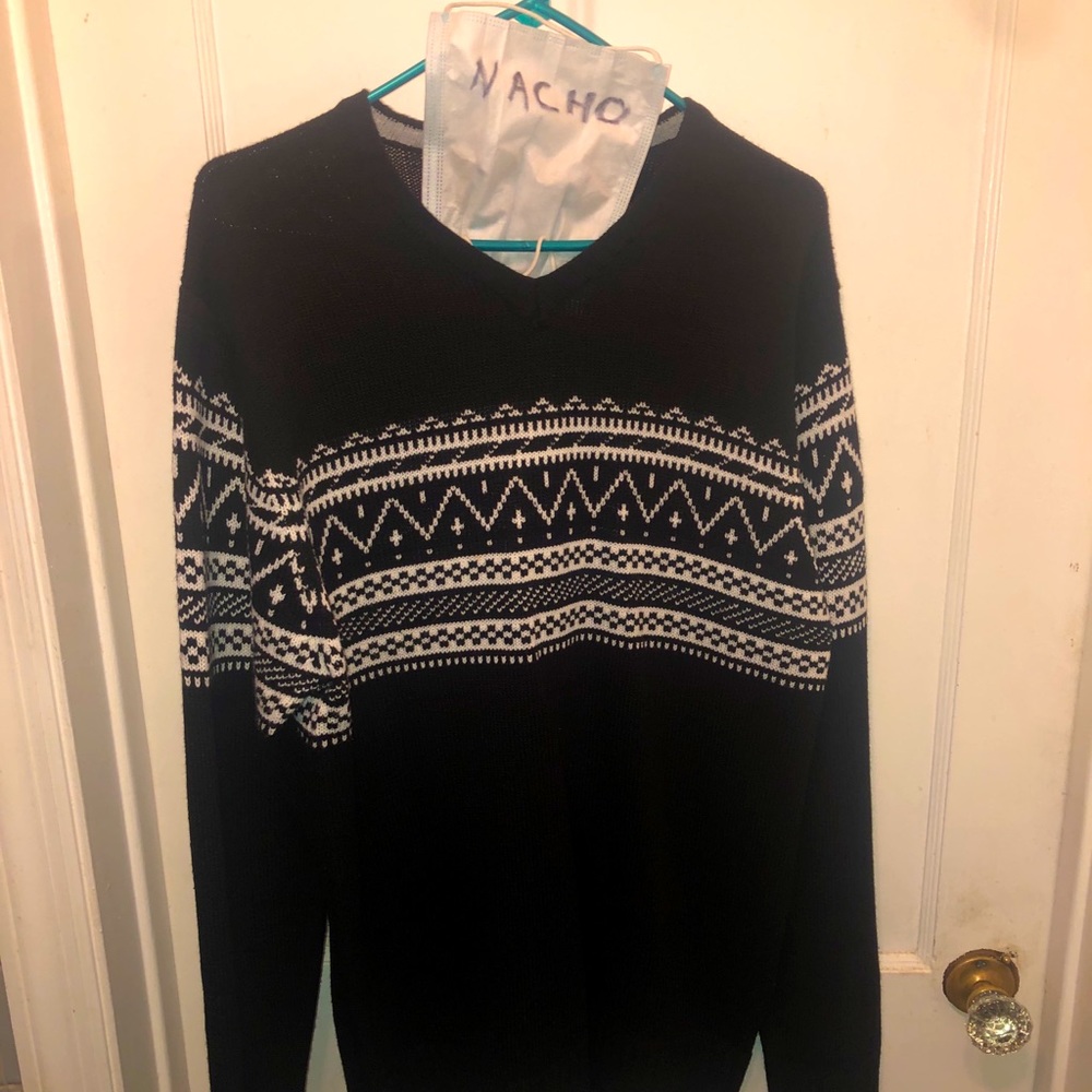 Brand new sweater!!! Very comfortable